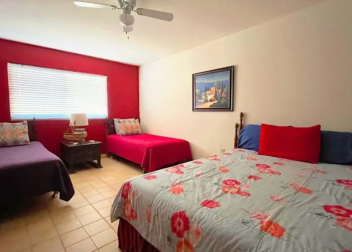 Charming 3-Bedroom Beachfront Home Bahia Delfin